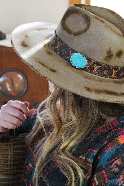 Turquoise Crystal Louis Hat